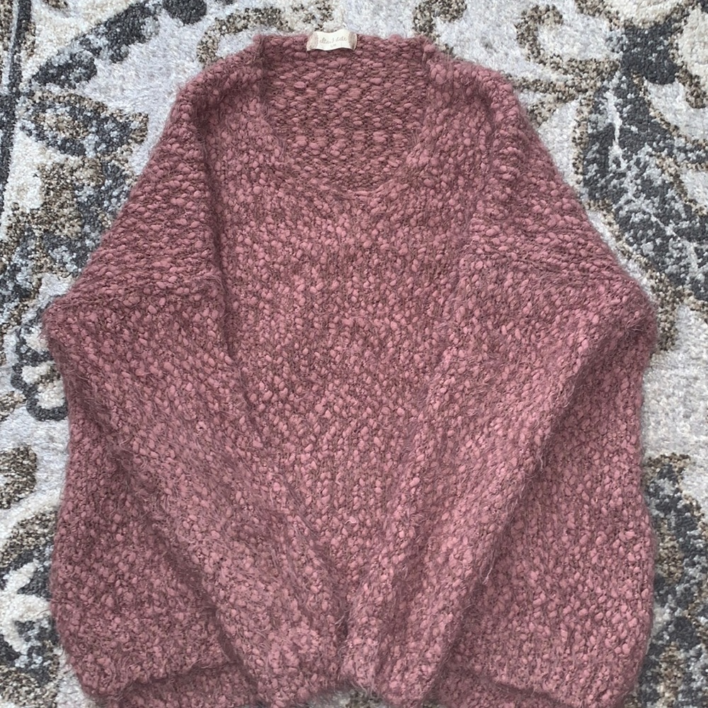 Altar’d Stats pink comfy sweater
